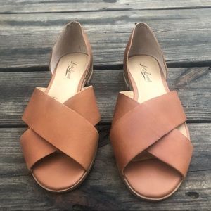 Lucky Brand brown sandals